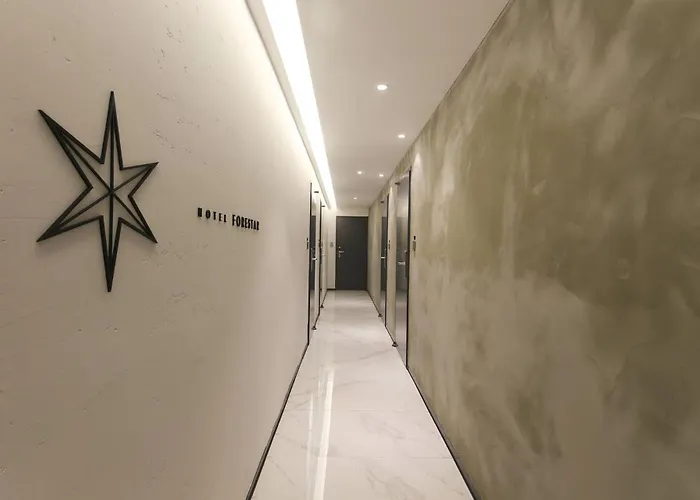 Forestar Sinchon Hotel