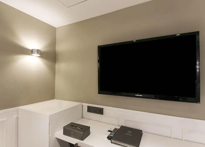 Forestar Sinchon Hotel
