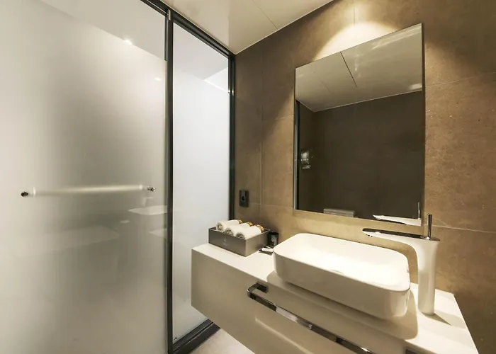 Hotel Forestar Sinchon 2*
