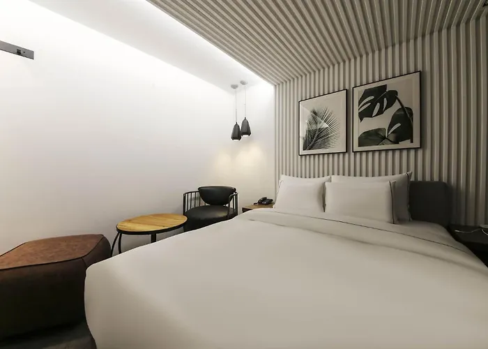 Forestar Sinchon Seoul
