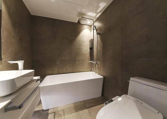 Forestar Sinchon Hotel Seoul