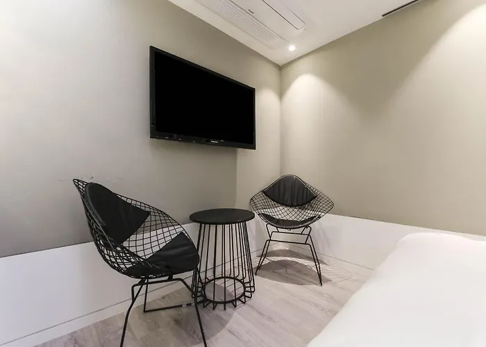 Hotel Forestar Sinchon 2*