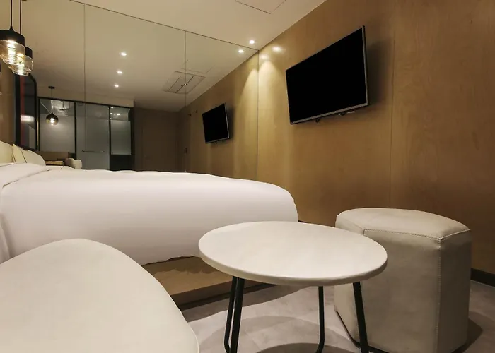Forestar Sinchon Hotel Seoul