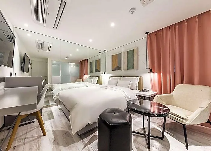 Forestar Sinchon Hotel Seoul