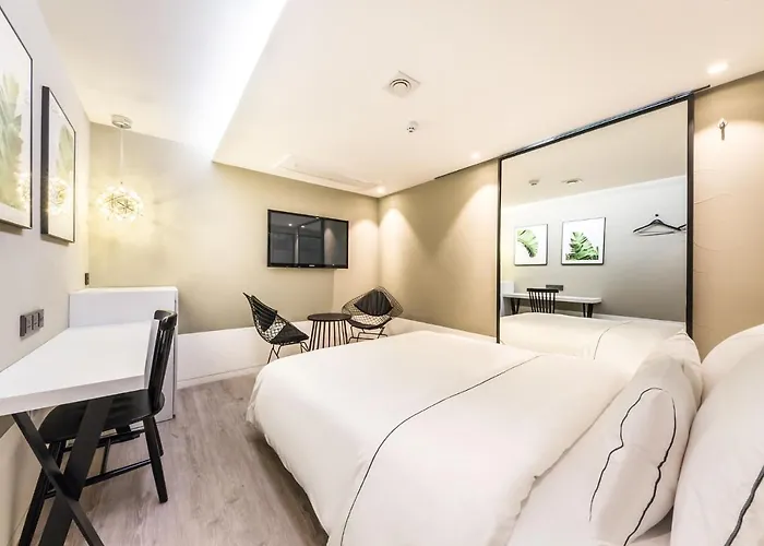 Hotel Forestar Sinchon Seoul